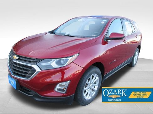 Used 2020 Chevrolet Equinox LT w/ LPO, Floor Liner Package image 1