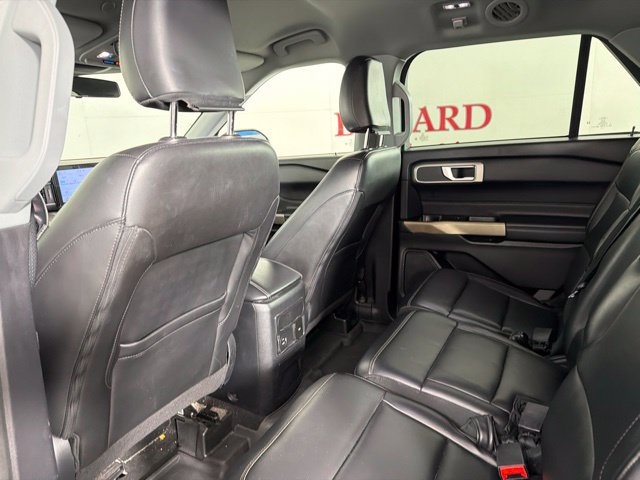 Used 2022 Ford Explorer XLT AWD/4WD image 27