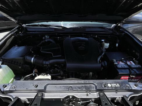 Used 2017 Honda CR-V EX image 35