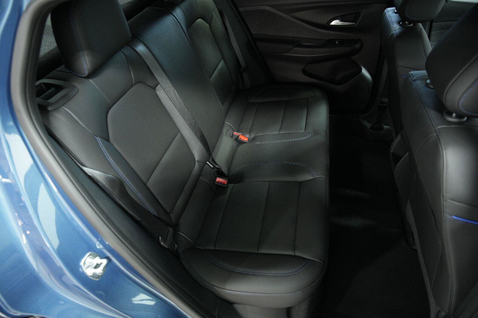New 2026 Buick Envista Sport Touring w/ Convenience I Package FWD image 14