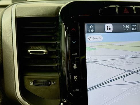 Used 2024 RAM 1500 Big Horn image 16