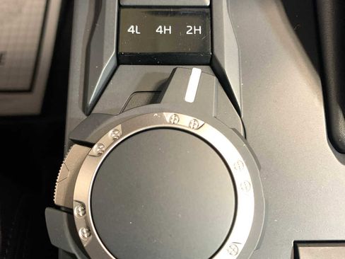 Used 2025 Toyota Tacoma SR w/ SR Upgrade Package image 7