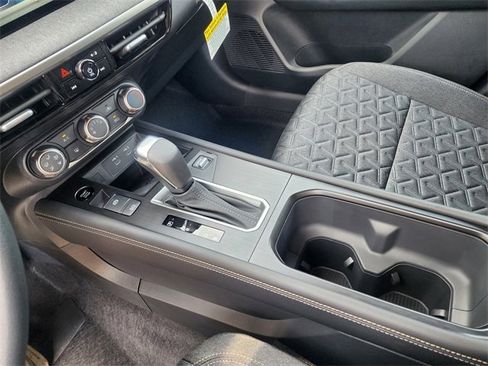 New 2025 Nissan Kicks SV image 12