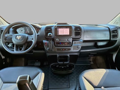 Used 2025 RAM ProMaster 2500 w/ Convenience Group FWD image 14
