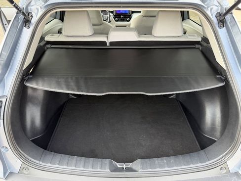 Used 2023 Toyota Corolla Cross LE w/ Moonroof Package FWD image 30