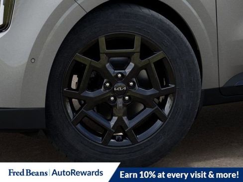 New 2025 Kia Carnival SX Prestige image 10