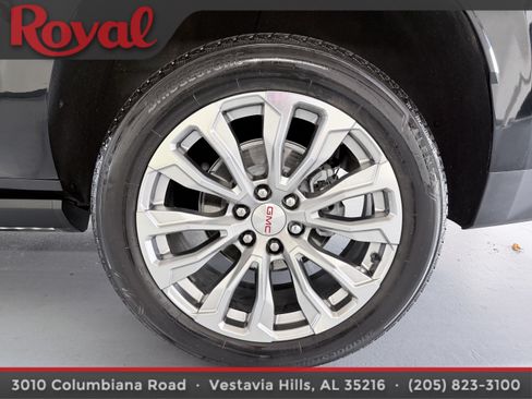 Used 2024 GMC Yukon XL Denali w/ LPO, Floor Liner Package RWD image 11