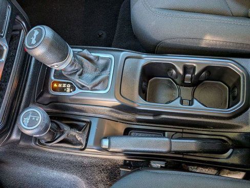 Certified 2021 Jeep Wrangler Unlimited Sport AWD/4WD image 24