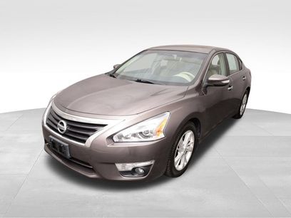 Used 2013 Nissan Altima 2.5 SL w/ Technology Pkg