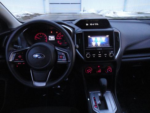 Used 2017 Subaru Impreza 2.0i Premium image 15