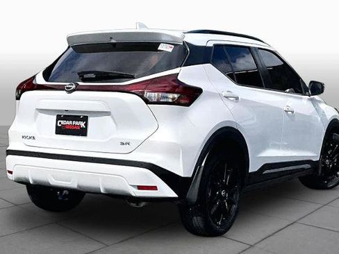 Certified 2024 Nissan Kicks SR w/ SR Premium Package FWD image 11