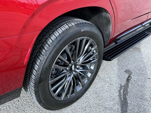 Used 2025 Cadillac Escalade Sport Platinum image 12