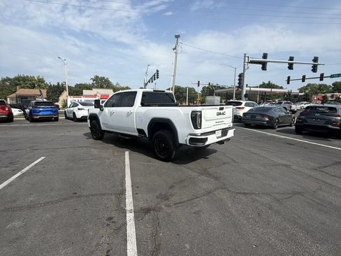 Used 2022 GMC Sierra 2500 AT4 AWD/4WD image 14