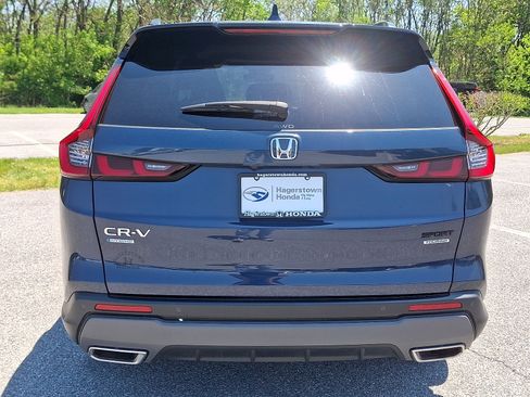 Certified 2025 Honda CR-V Sport Touring image 5