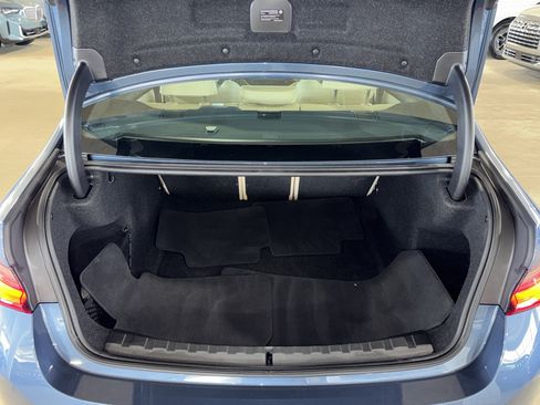 Used 2025 BMW 330i Sedan w/ Convenience Package RWD image 11