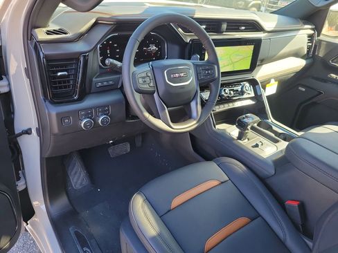 New 2026 GMC Sierra 1500 AT4 w/ AT4 Premium Package AWD/4WD image 22