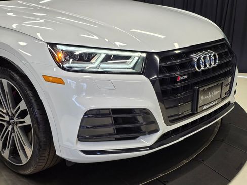 Used 2020 Audi SQ5 Premium Plus w/ Premium Plus Package image 59