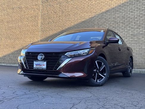 New 2025 Nissan Sentra SV w/ Trunk Package FWD image 35