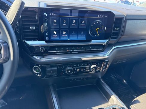 Used 2024 Chevrolet Silverado 3500 High Country w/ High Country Premium Package image 23