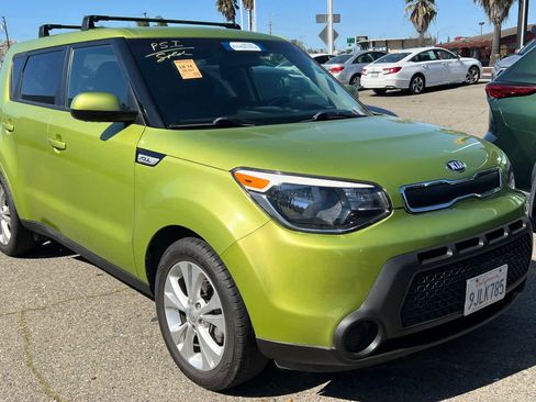 Used 2015 Kia Soul image 3