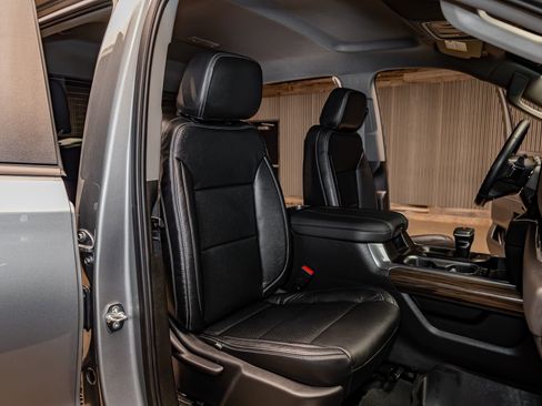 Used 2025 Chevrolet Silverado 1500 LT Trail Boss image 30