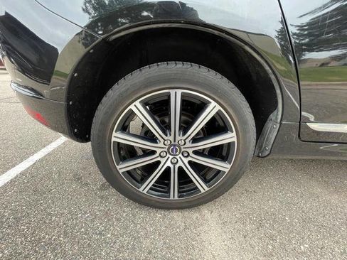 Used 2017 Volvo XC60 T6 Inscription w/ Climate Package AWD/4WD image 17