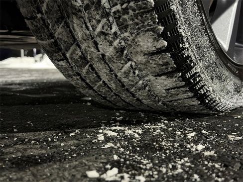 Used 2023 Acura MDX A-Spec image 12