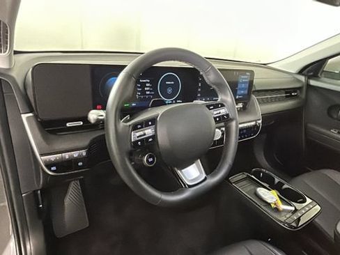 Used 2025 Hyundai Ioniq 5 SEL AWD/4WD image 13