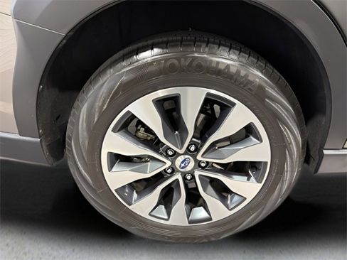 Certified 2023 Subaru Outback Limited image 42