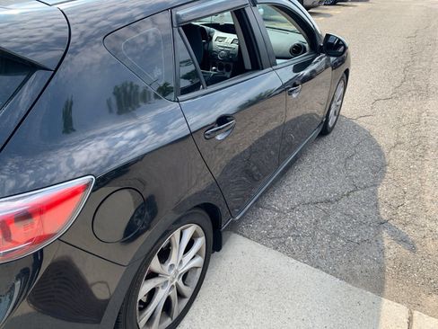 Used 2011 MAZDA MAZDA3 s Sport FWD image 4