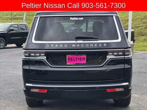 Used 2023 Jeep Grand Wagoneer L 4WD w/ Rear Seat Video Group 1 image 5