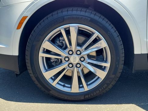 Certified 2024 Cadillac XT5 Premium Luxury FWD image 33