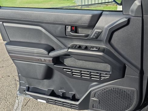 New 2026 Toyota 4Runner TRD Off-Road Premium AWD/4WD image 22