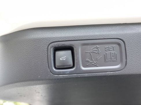 Used 2022 Lincoln Navigator Reserve AWD/4WD image 27