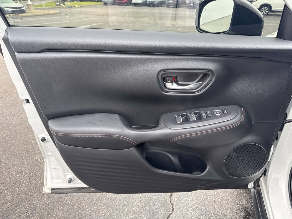 Certified 2024 Honda HR-V Sport image 30