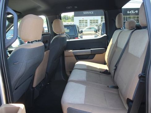 Used 2021 Ford F150 XLT AWD/4WD image 22