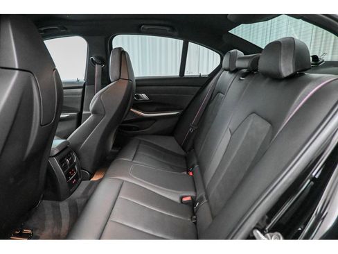 Used 2021 BMW M3 Competition w/ Executive Package image 19