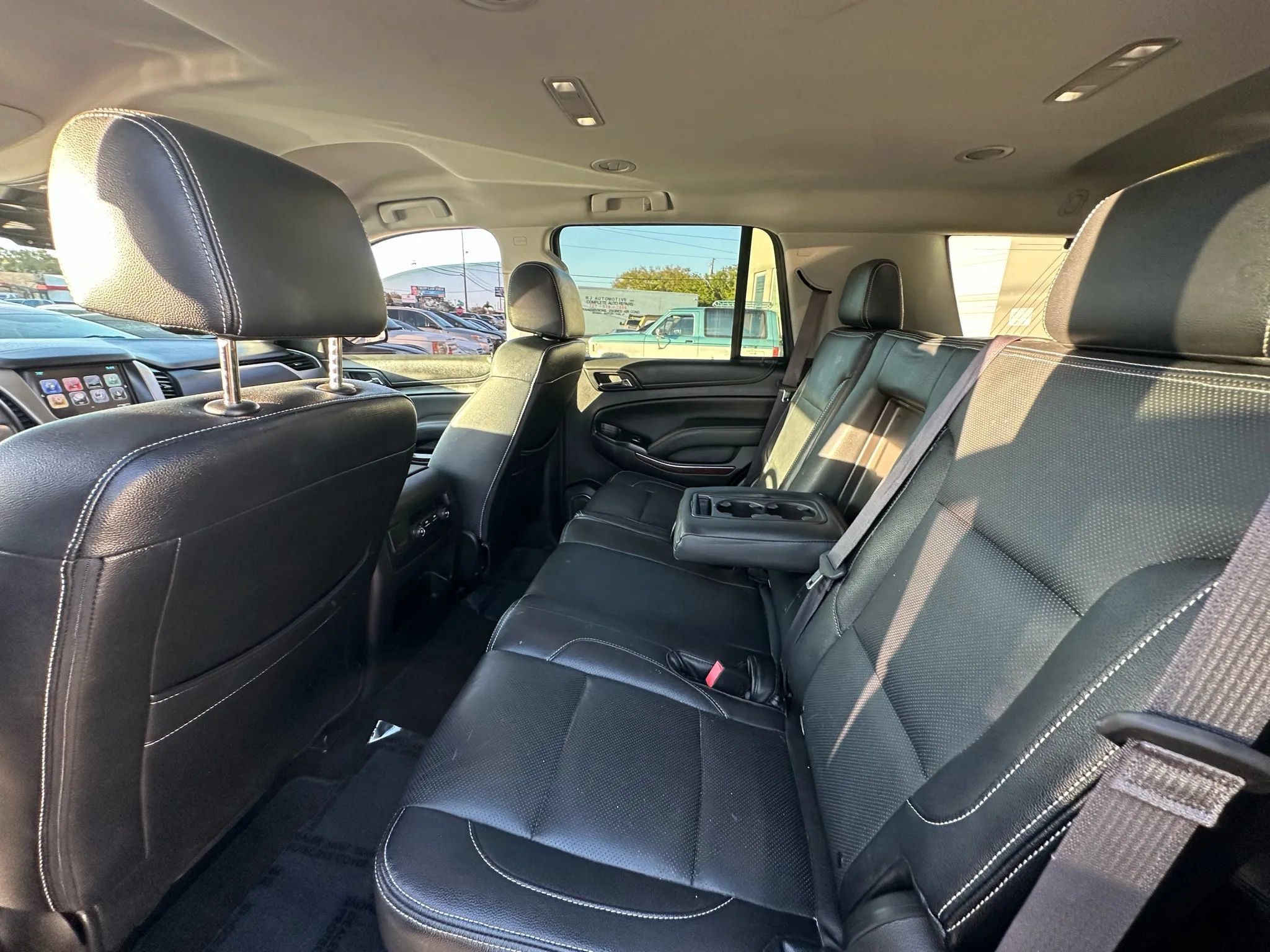 Used 2017 GMC Yukon SLE w/ Convenience Package RWD image 37