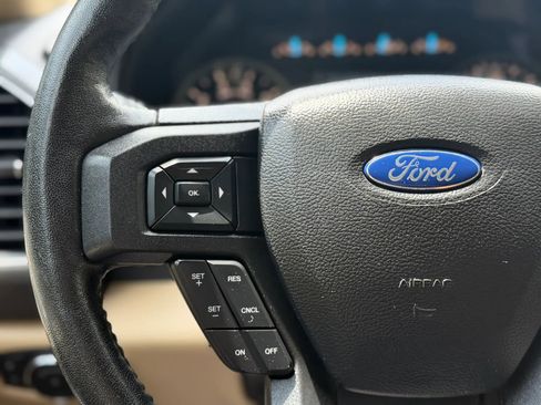 Used 2018 Ford F150 XLT w/ Equipment Group 302A Luxury RWD image 30