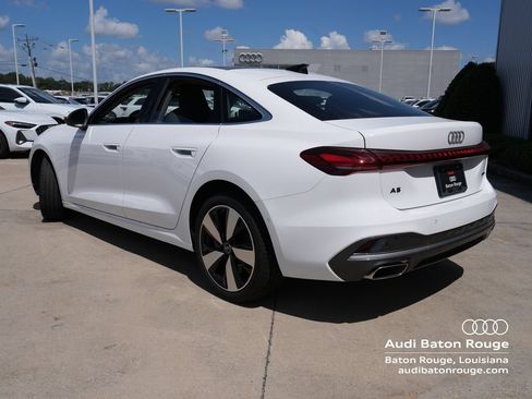 Used 2025 Audi A5 2.0T Premium w/ Premium Plus AWD/4WD image 3