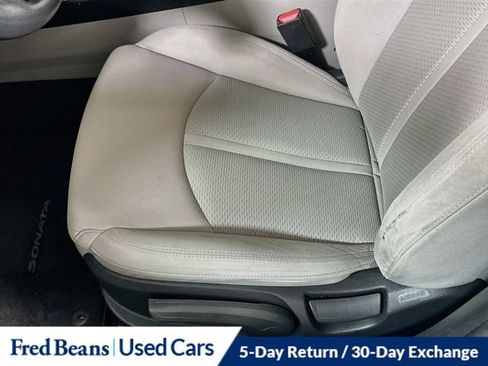 Used 2017 Hyundai Sonata SE FWD image 25