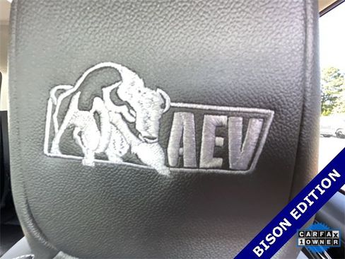 Used 2021 Chevrolet Colorado ZR2 w/ Colorado ZR2 Bison Edition image 17