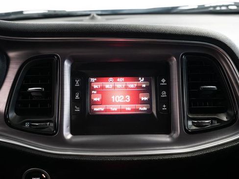 Used 2017 Dodge Challenger SXT image 18