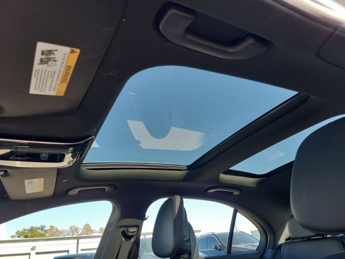 Certified 2025 Mercedes-Benz C 300 Sedan image 33