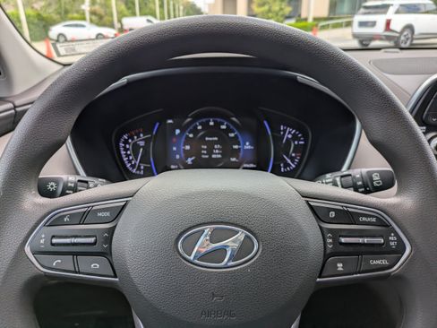 Used 2019 Hyundai Santa Fe SEL FWD image 25