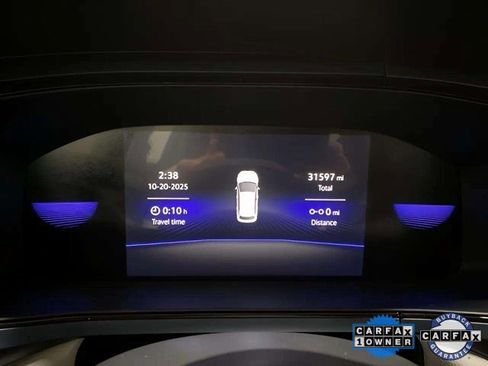 Used 2024 Volkswagen Taos SE image 9