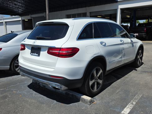 Used 2019 Mercedes-Benz GLC 300 image 5