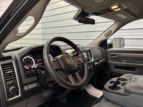 Used 2017 RAM 2500 SLT image 10