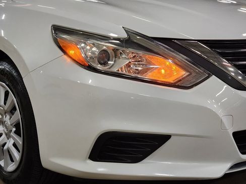 Used 2016 Nissan Altima 2.5 S w/ Power Driver Seat Package image 13