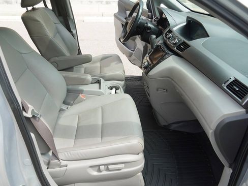 Used 2015 Honda Odyssey Touring Elite image 15